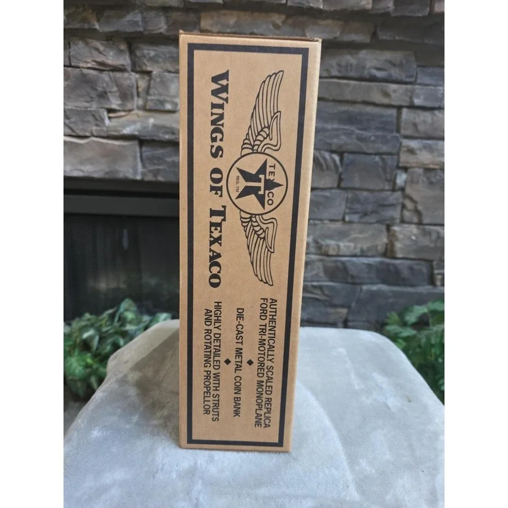 1999 Special Collector's Edition Wings of Texaco 1927 Ford Tri-Motored Monoplane